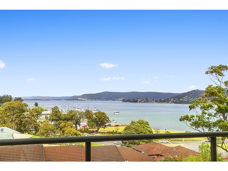 8/6-10 Broadview Avenue, Gosford NSW 2250