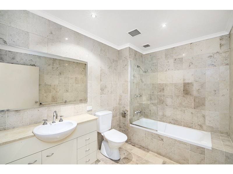 8/6-10 Broadview Avenue, Gosford NSW 2250