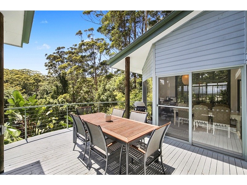 104 Ridgway Road, Avoca Beach NSW 2251