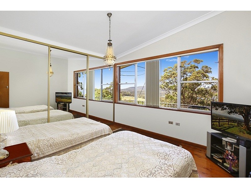 54 Lushington Street, East Gosford NSW 2250