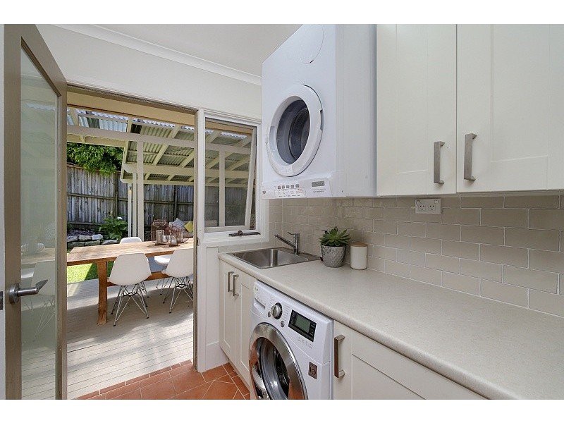 65 Emma James Street, East Gosford NSW 2250