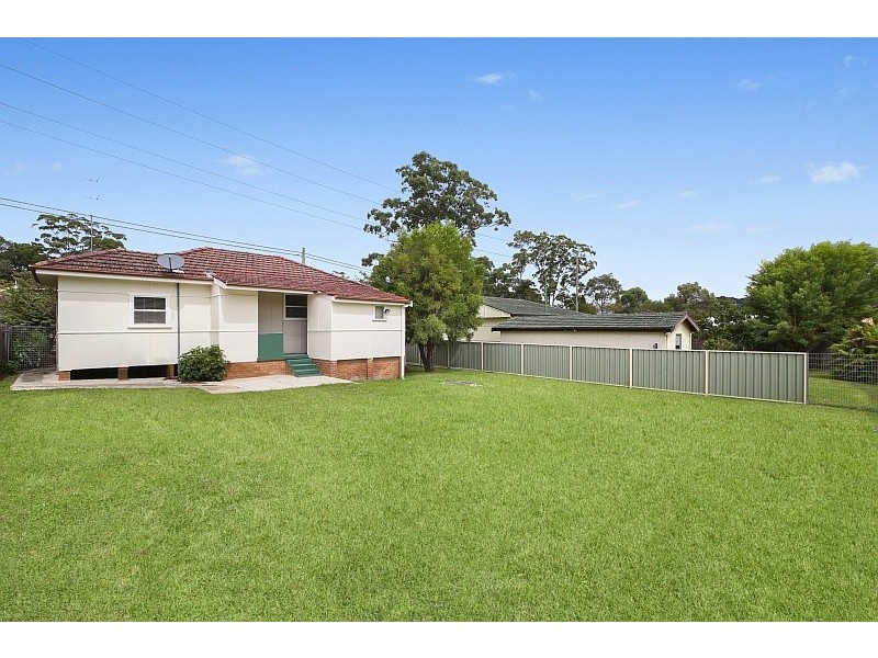 21 Kinarra Avenue, Wyoming NSW 2250