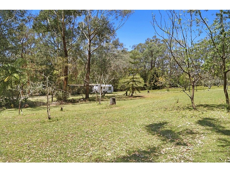 16 Bombi Road South, Macmasters Beach NSW 2251