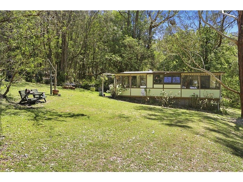16 Bombi Road South, Macmasters Beach NSW 2251