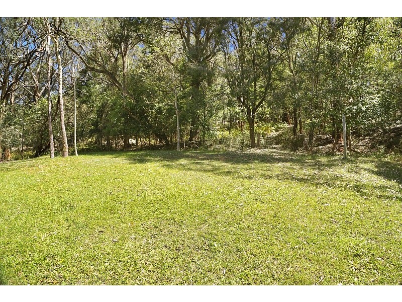 16 Bombi Road South, Macmasters Beach NSW 2251