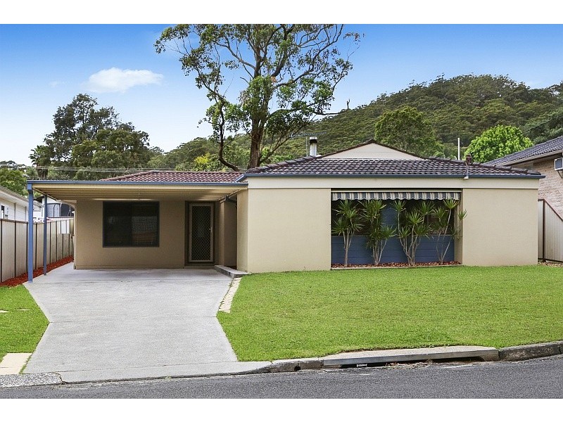 72 North Crescent, Wyoming NSW 2250