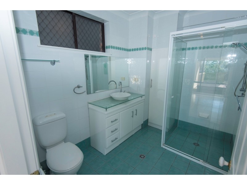 35 Bayview Avenue, East Gosford NSW 2250