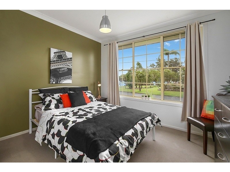 2/19 Weatherly Parade, St Huberts Island NSW 2257