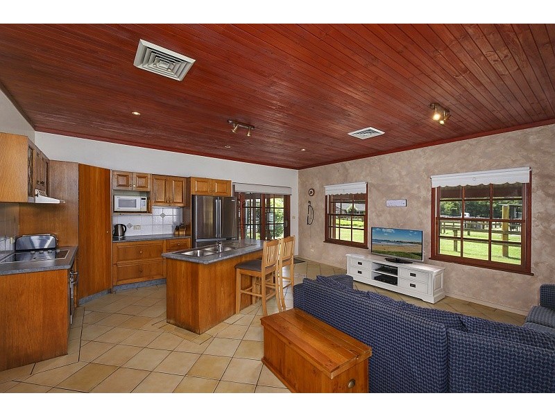 10 Wattle Tree Road, Holgate NSW 2250