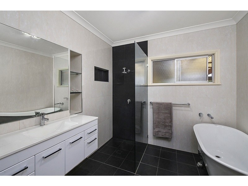 10 Wattle Tree Road, Holgate NSW 2250