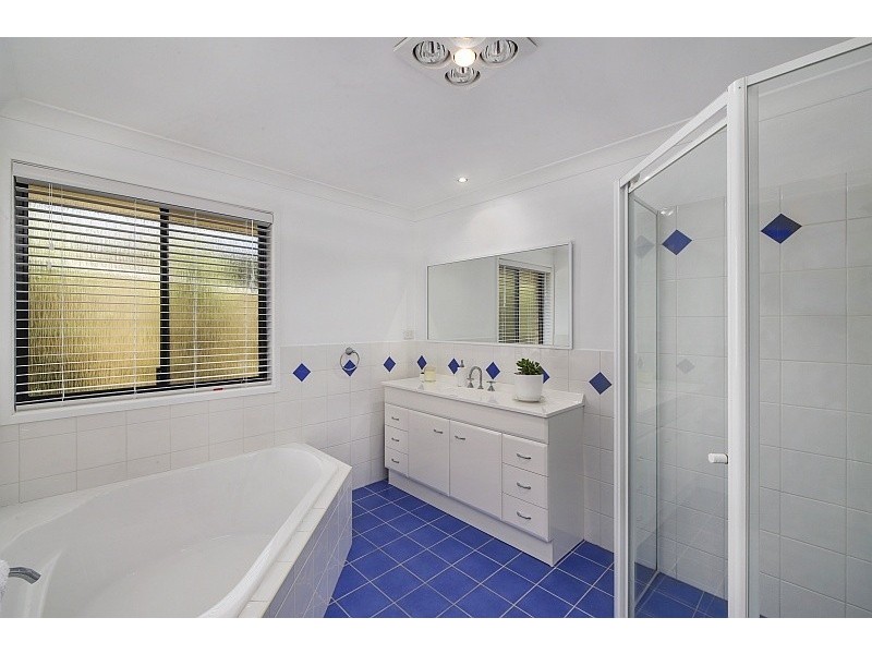 13 Beray Close, Lisarow NSW 2250