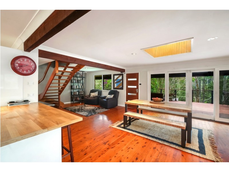 230 Oak Road, Matcham NSW 2250