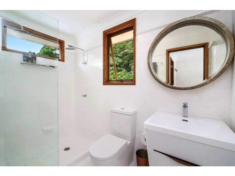 230 Oak Road, Matcham NSW 2250