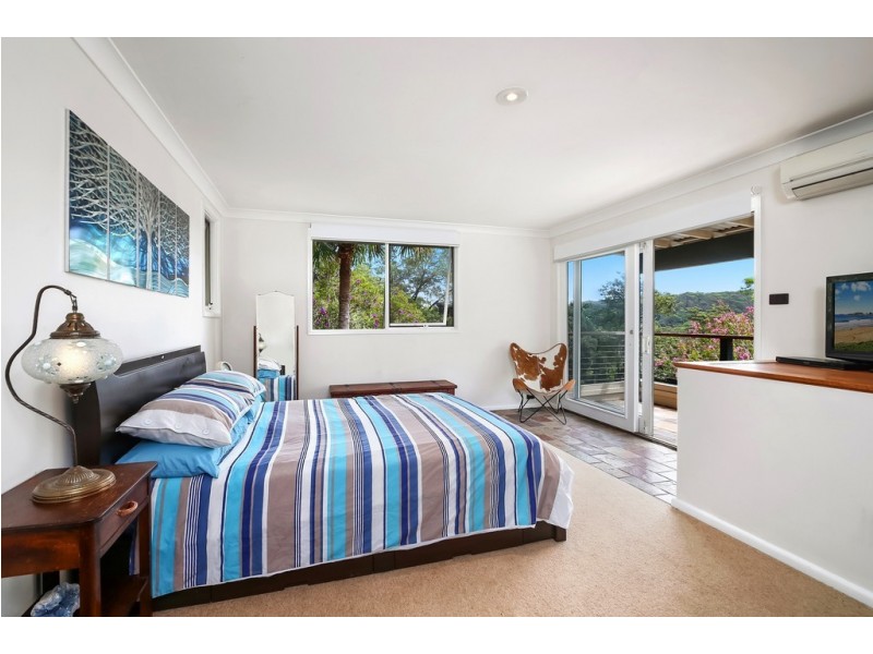 230 Oak Road, Matcham NSW 2250