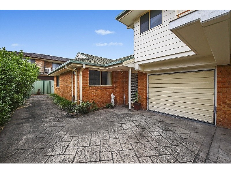 2/36 Adelaide Street, East Gosford NSW 2250