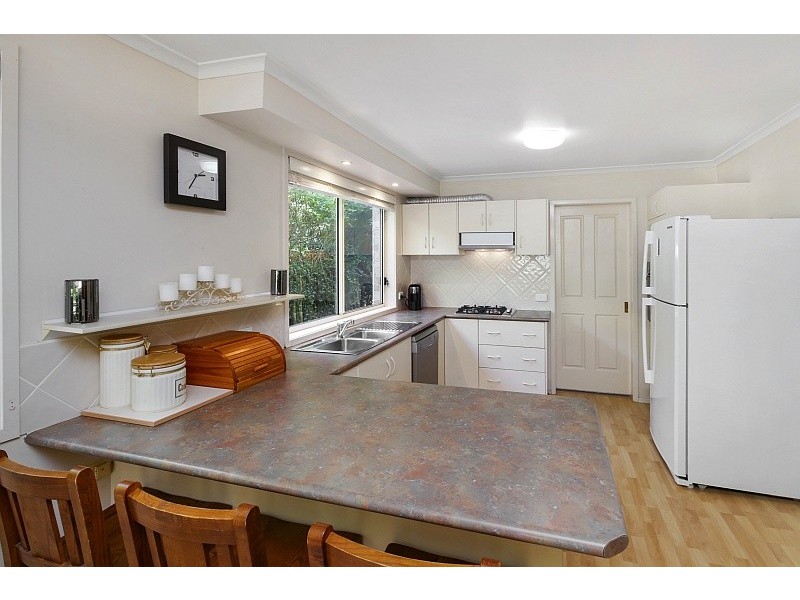 16 Coolawin Circle, Narara NSW 2250