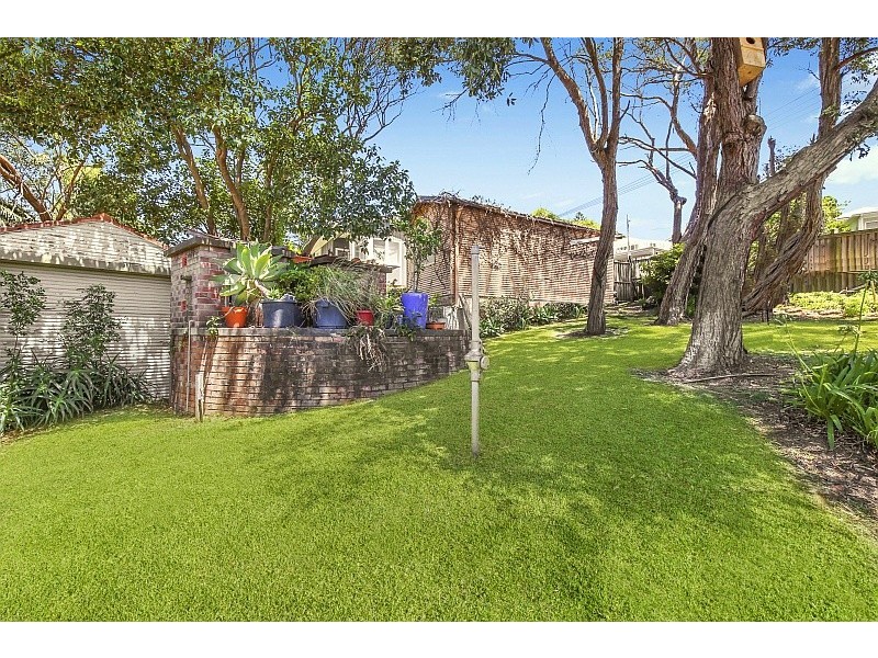 13 Clairvoux Road, Wamberal NSW 2260