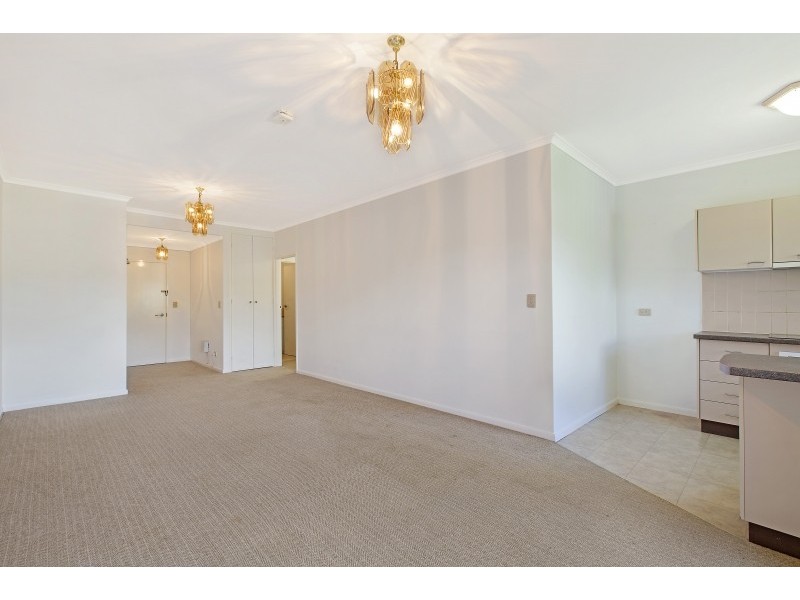 1/39 Melbourne Street, East Gosford NSW 2250