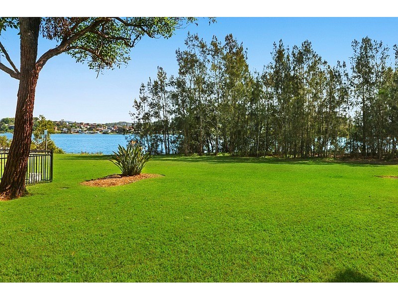 31 Kenmare Road, Green Point NSW 2251