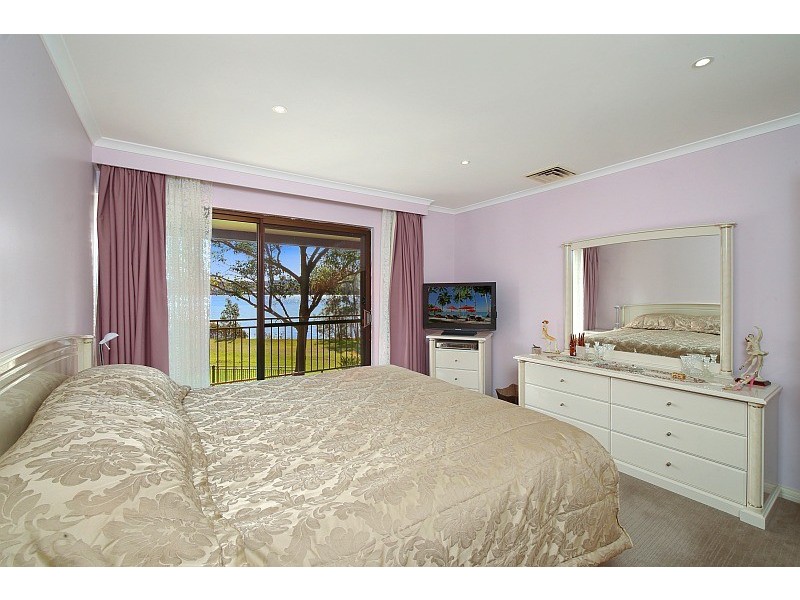 31 Kenmare Road, Green Point NSW 2251