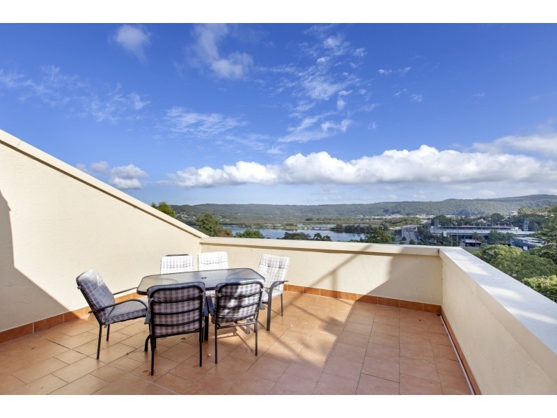 5/105 Henry Parry Drive, Gosford NSW 2250
