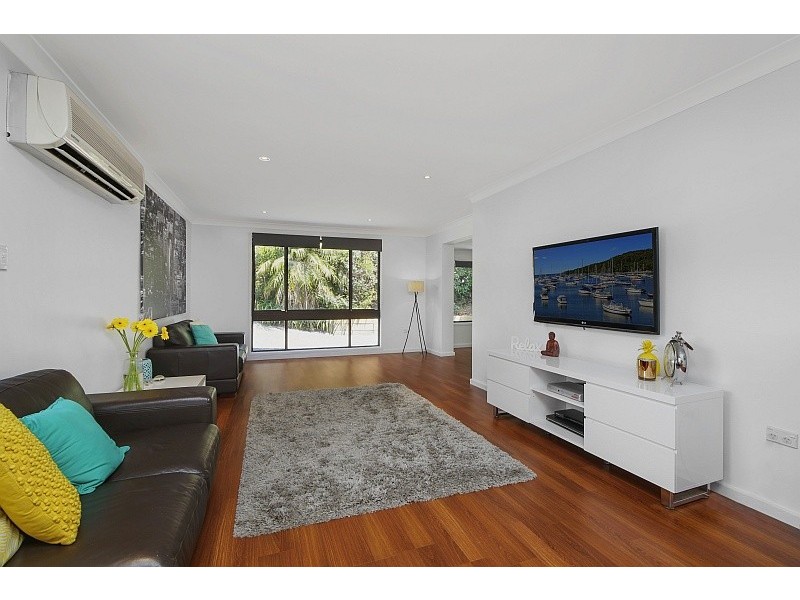 1 Willow Road, Springfield NSW 2250