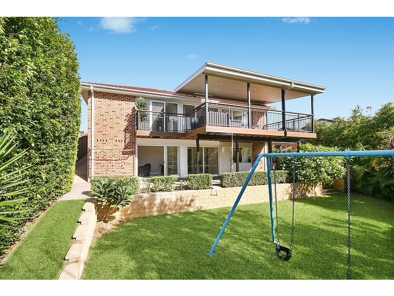 11 Henzel Road, Green Point NSW 2251