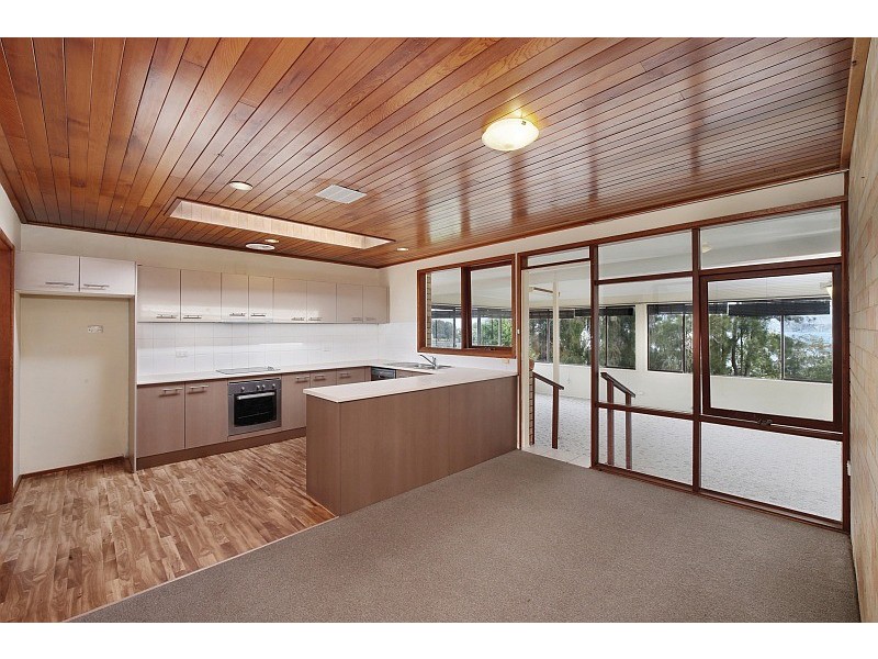 44 Asca Drive, Green Point NSW 2251