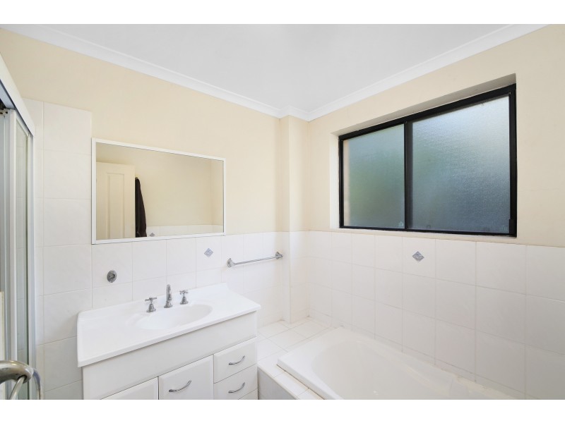 25/14-16 Margin Street, Gosford NSW 2250