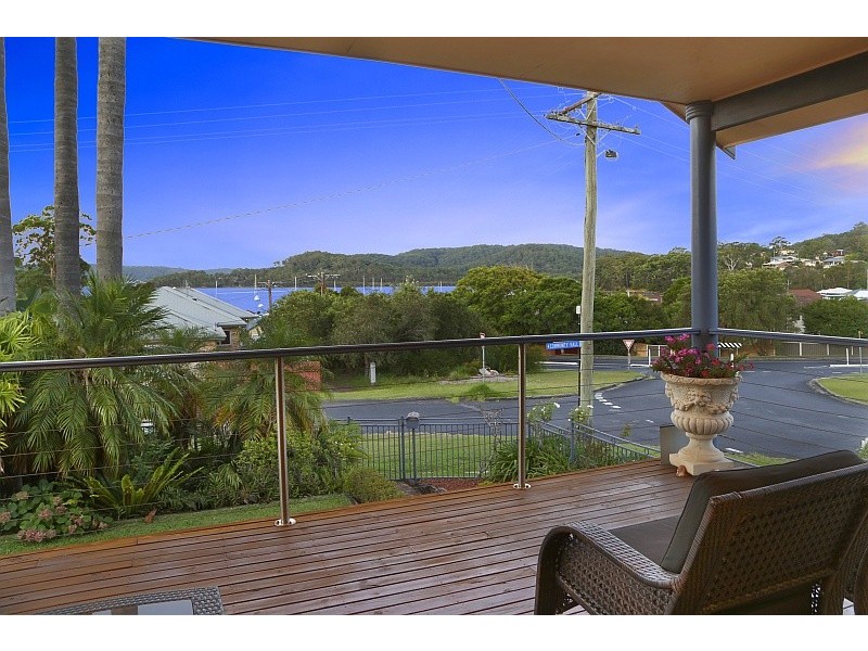 1 Kyeema Avenue, Saratoga NSW 2251