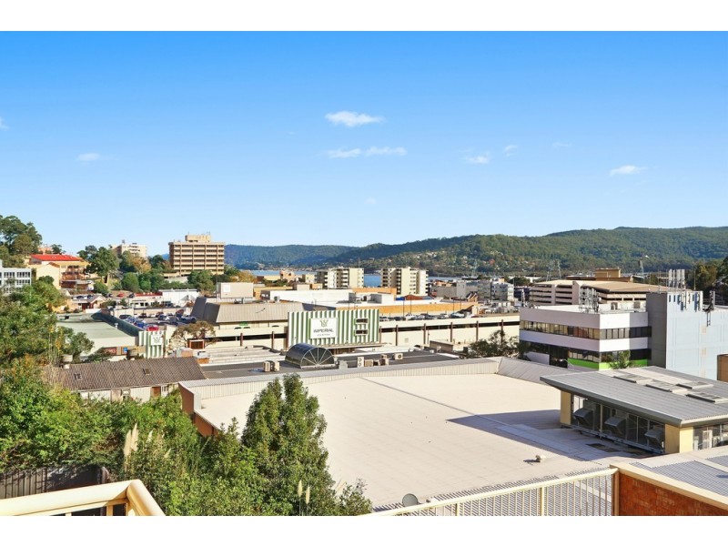 8/145 Faunce Street, Gosford NSW 2250