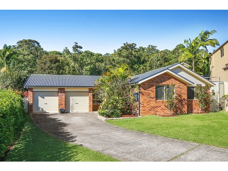 11 Sunbeam Place, Erina NSW 2250