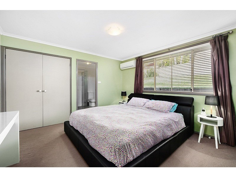 11 Sunbeam Place, Erina NSW 2250