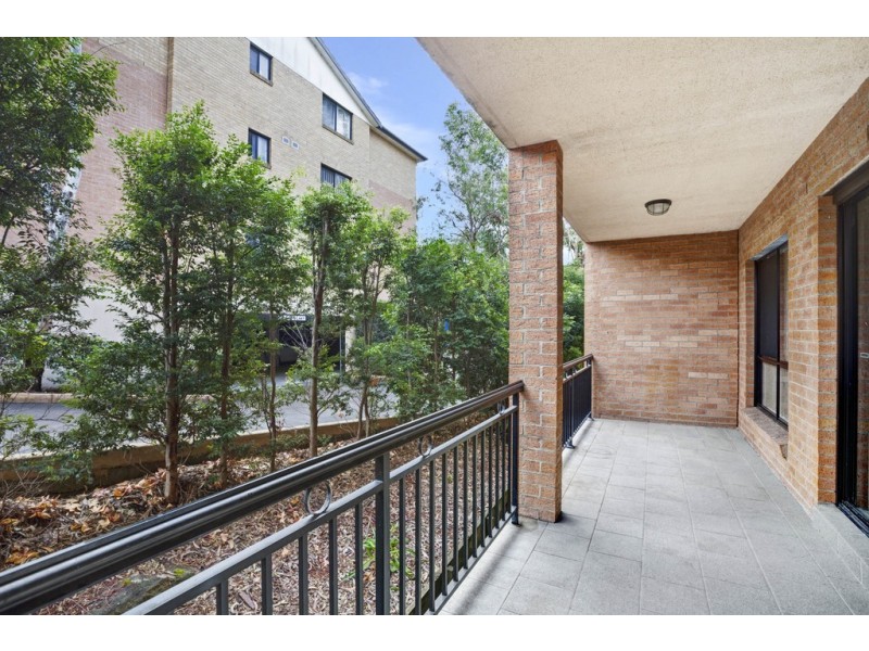 2/1 Batley Street, West Gosford NSW 2250