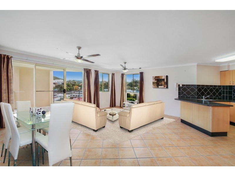 16/12-14 Hills Street, Gosford NSW 2250
