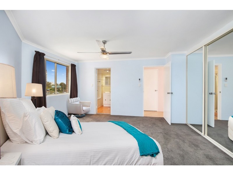 16/12-14 Hills Street, Gosford NSW 2250