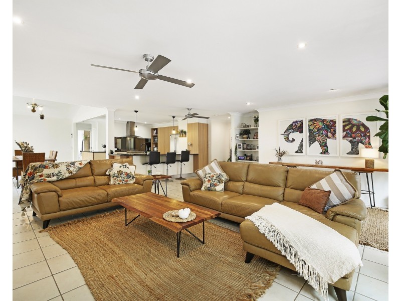 16 Verden Close, Green Point NSW 2251