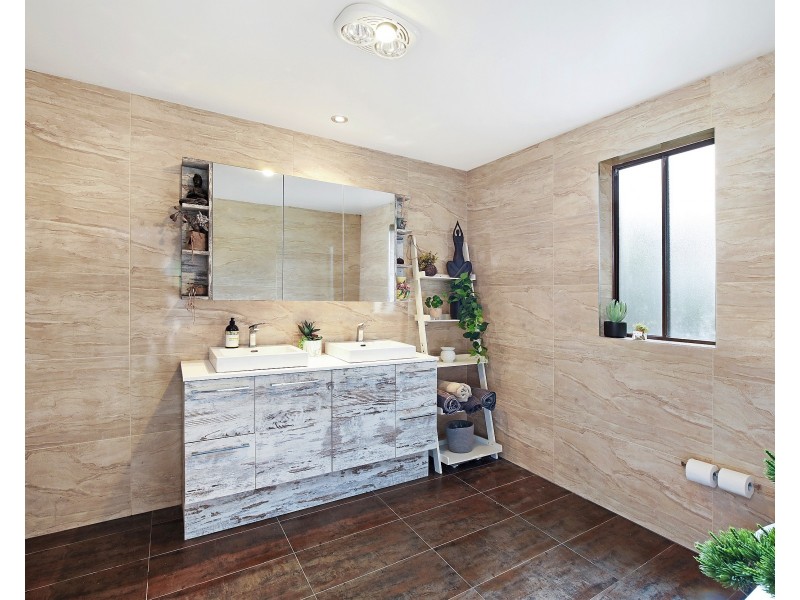 16 Verden Close, Green Point NSW 2251