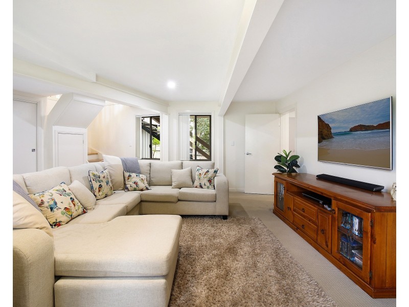 20 Lakewood Avenue, Green Point NSW 2251