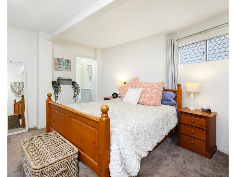 20 Lakewood Avenue, Green Point NSW 2251