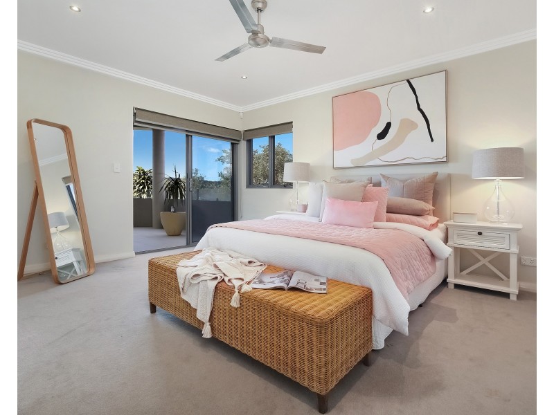 125 Albany Street, Point Frederick NSW 2250