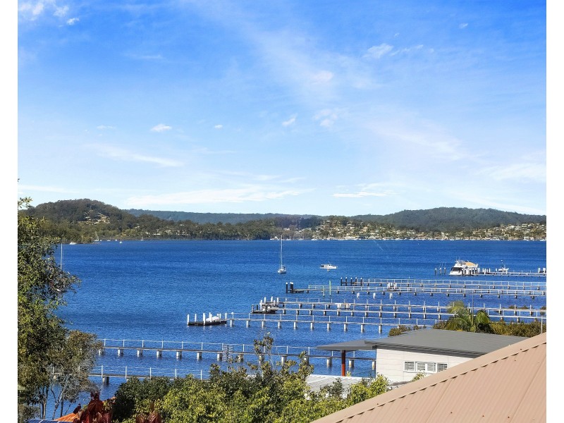 125 Albany Street, Point Frederick NSW 2250