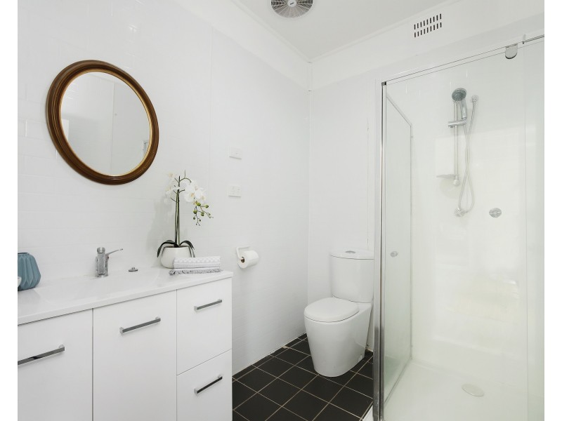 82 Wells Street, East Gosford NSW 2250