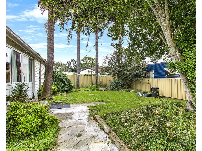 50 Pacific Highway, Ourimbah NSW 2258