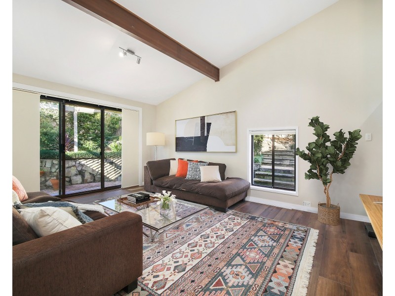 14 Beveridge Drive, Green Point NSW 2251