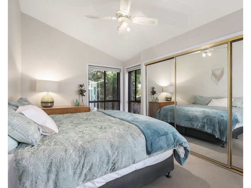 14 Beveridge Drive, Green Point NSW 2251