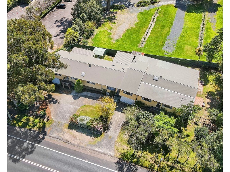 327 Terrigal Drive, Erina NSW 2250