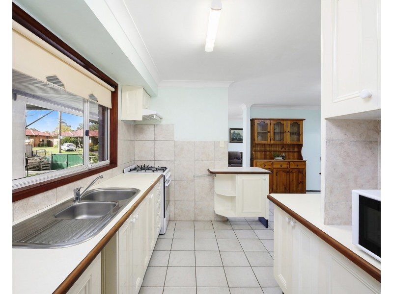 36 Deane Street, Narara NSW 2250