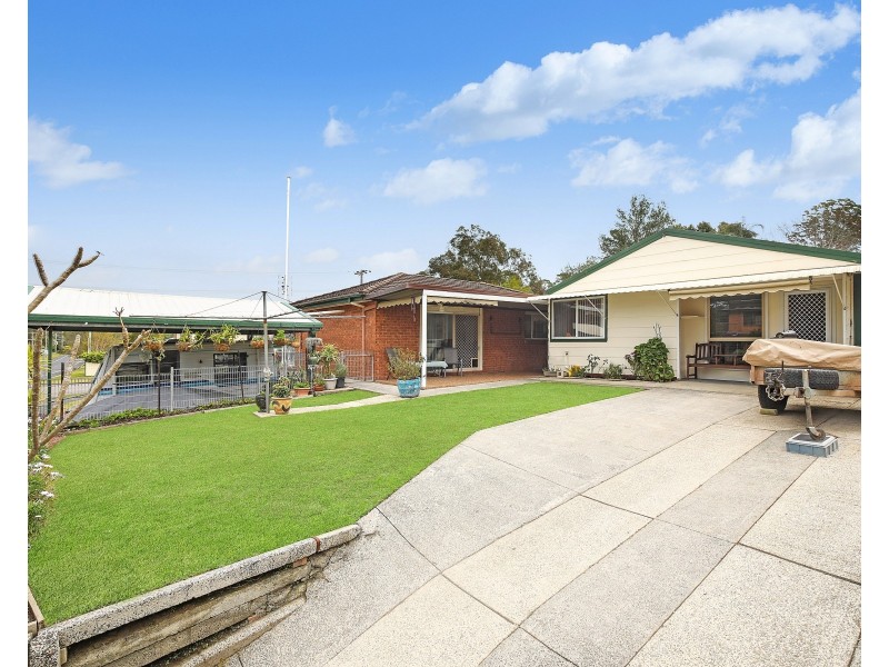 36 Deane Street, Narara NSW 2250