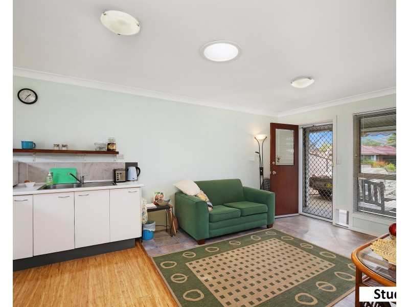 36 Deane Street, Narara NSW 2250